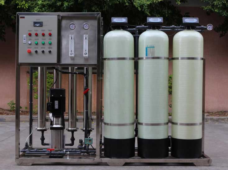 成都奧邁科技廠家供應鋰電池、新能源、新型材料超純水機、去離子水設備